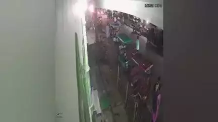 দিনহাটা ১: ভেটাগুড়ি বাজার সংলগ্ন এলাকা থেকে টোটো চুরি, প্রকাশ্যে এলো সিসিটিভি ফুটেজ