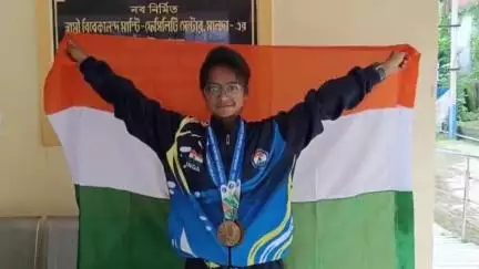 ইংরেজবাজার: এবার খেল জগতে মালদার কালিয়াচকের নাম উজ্জ্বল করল দ্বাদশ শ্রেণির এক স্কুলছাত্রী, ইন্দো-নেপাল ইয়ুথ চ্যাম্পিয়নশিপে সাফল্য