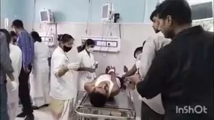 आरा: बभनौली गांव में दो बाइक के आमने-सामने टक्कर में बाइक सवार दो युवक घायल, आरा सदर अस्पताल में कराया गया भर्ती