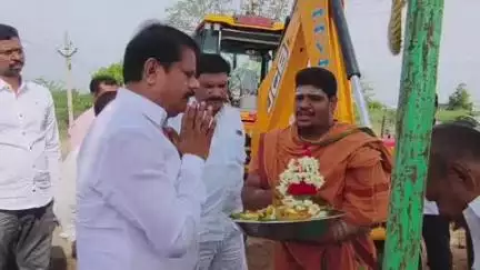 యర్రగొండపాలెం: రెండు కోట్ల ఆర్ అండ్ బి రోడ్డుకు వైపాలెం టిడిపి ఇన్చార్జి ఎరీక్షన్ బాబు శంకుస్థాపన