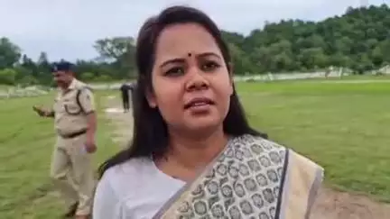 हरिद्वार: CDO आकांक्षा कोंडे ने बहादराबाद ब्लॉक में तैनात दो ग्राम पंचायत अधिकारियों को सस्पेंड किया, मनरेगा में गड़बड़ी के आरोप