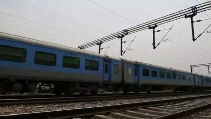 दरभंगा से लखनऊ का सफर अब और भी आसान और आरामदायक!

दरभंगा-गोमतीनगर (लखनऊ) वाया गोरखपुर अमृत भारत एक्सप्रेस के साथ।