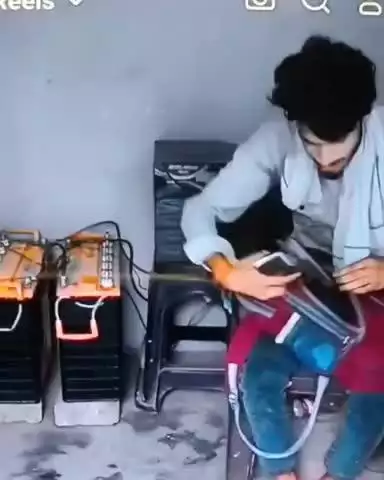 बिल्हौर: बिल्हौर के शिवराजपुर थाना क्षेत्र के दुर्गापुर गांव के युवक का अवैध पिस्टल का प्रदर्शन करते हुए वीडियो हुआ वायरल