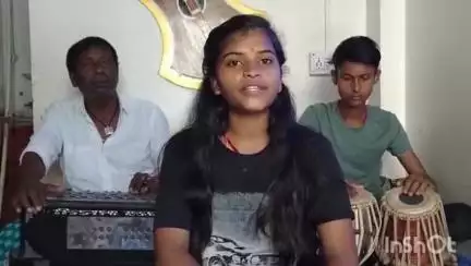 लखीसराय: मतदाता सूची परीक्षण को लेकर आरूषी कुमारी ने फेसबुक लाइव पर गायन से जागरूकता साझा की