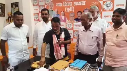 बोध गया: बिहार: 125 यूनिट मुफ्त बिजली घोषणा के बाद बोधगया में भाजपा जिलाध्यक्ष ने की प्रेस कॉन्फ्रेंस