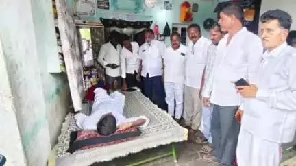 మార్కాపురం: తర్లుపాడు మండలంలో పలువురిని పరామర్శించిన మాజీ ఎమ్మెల్యే అన్నా రాంబాబు