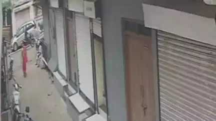 देवास नगर: विजया रोड पर पुलिस बताकर महिला को बातों में फंसाया, सोने की चेन ले उड़े