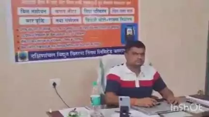 जसराना: जसराना बिजली घर पर आयोजित किया गया एक मुश्त समाधान योजना शिविर