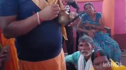 नवादा: प्रेम कहानी बदली विवाह में, बीएसएफ जवान की शादी मोती बीघा के सूर्य मंदिर में एक प्रेमी जोड़े का हुआ विवाह