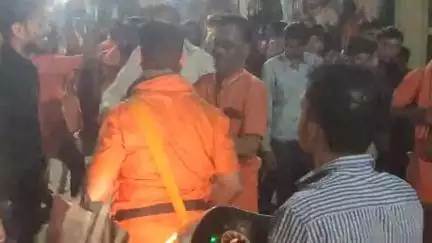 बाबा धाम को जाते हुए पुरानी बस्ती के भक्तजन, यह कावड़ यात्रा हर साल हर्ष उल्लास के साथ निकाली जाती है