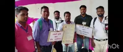 अरवल: जिले के कई कार्यालयों के डाटा एंट्री ऑपरेटरों की अनिश्चितकालीन हड़ताल से कामकाज प्रभावित