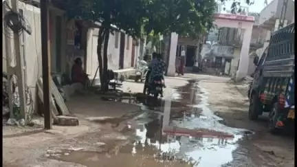 મોરબી: મોરબીની ગુજરાત સોસાયટીમાં ઉભરાતી ગટરથી રહીશો ત્રાહિમામ, સમસ્યાનું નિવારણ લાવવા માંગ...