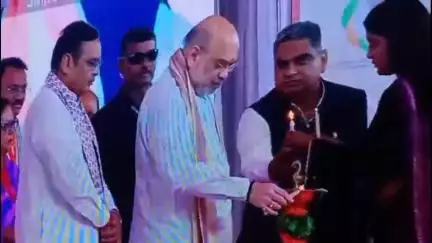 बीकानेर: रविंद्र रंगमंच में आयोजित रोजगार मेले में जिले के 292 युवाओं को मिले नियुक्ति पत्र