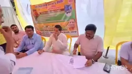 बिंदकी: बिंदकी के पावर हाउस में आयोजित मेगा विद्युत बिल समाधान शिविर में विधायक ने कहा- 24 घंटे में बदले जाएंगे ट्रांसफार्मर
