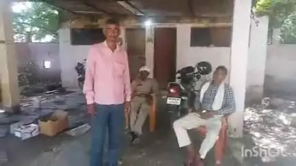 धौरहरा: अखटी गांव की महिला ने बीमारी से परेशान होकर फांसी लगाकर की आत्महत्या, परिजनों में मचा कोहराम