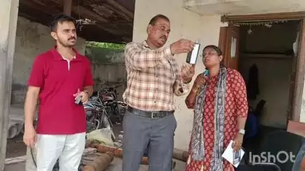 કાલોલ: કમળાની અસર નિવારવા.કાલોલ કસ્બા વિસ્તારમાં આરોગ્ય વિભાગની પાંચ ટીમો દ્વારા સર્વે કરાયો પાણીના સેમ્પલ લેવાયા.