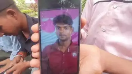 रामपुर: टांडा थाना क्षेत्र के दढियाल काशिपुर रोड पर सड़क हादसे में एक युवक की हुई मौत