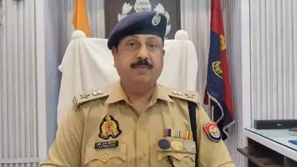इटावा: भरथना इलाके से लापता युवक को पुलिस टीम ने बलरामपुर से सकुशल बरामद किया, जांच पड़ताल जारी: SSP इटावा