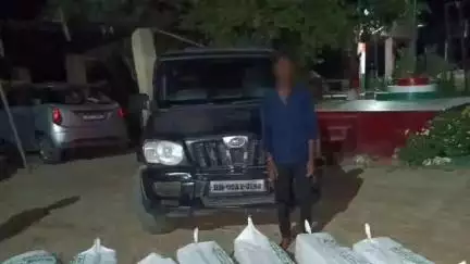 बथनाहा: बथनाहा पुलिस ने स्कॉर्पियो से शराब की बड़ी खेप बरामद की