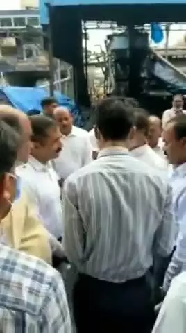 పటాన్​​చెరు: పాశమైలారం సిగాచి ఫాక్టరీ ప్రమాద స్థలం వద్దకు చేరుకున్న ఆరోగ్య శాఖ మంత్రి దామోదర రాజనర్సింహ