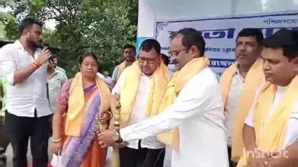 কোচবিহার ১: ভারতী সংঘ ও পাঠাগারের উত্তরবঙ্গ উন্নয়ন দপ্তরের উদ্যোগে ১২ মিটার আর এস জে নিজের উদ্বোধন করল অভিজিৎ দে ভৌমিক