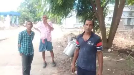 বহরমপুর: প্রাতঃ ভ্রমণে বেরিয়ে বলরামপুর ১২ নম্বর জাতীয় সড়কের উপরে ৪০৭ গাড়ির ধাক্কায় মৃত্যু ১ মহিলার, ময়নাতদন্ত বহরমপুর মর্গে