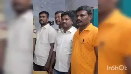 மதுரை தெற்கு: "இளைஞர் உயிரிழந்த விவகாரம் 5 காவலர்கள் நீதிமன்றத்தில் ஆஜர் படுத்தப்பட்டு மதுரை மத்திய சிறையில் அடைப்பு"
