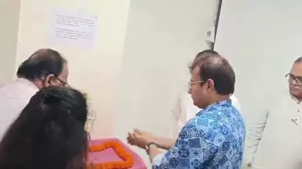 কোচবিহার ১: রক্তদান সহ অন্যান্য কর্মসূচির মধ্য দিয়ে কোচবিহার MJN মেডিকেল কলেজে পালিত হল ডক্টরস ডে।