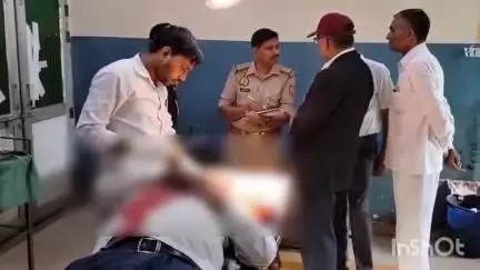 बांदा: कोर्ट परिसर में चेंबर अलॉटमेंट को लेकर एक अधिवक्ता के साथ हुई मारपीट, दर्जन भर लोगों पर मारपीट करने का आरोप