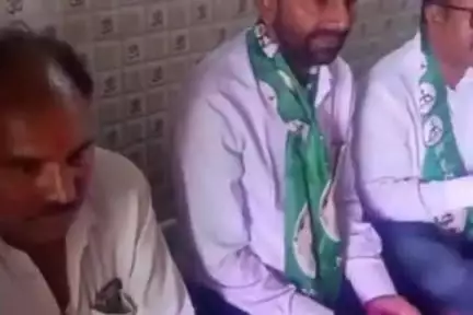 नगड़ी: नगड़ी के शिव मंदिर में शिबू सोरेन के अच्छे स्वास्थ्य के लिए की गई पूजा-अर्चना