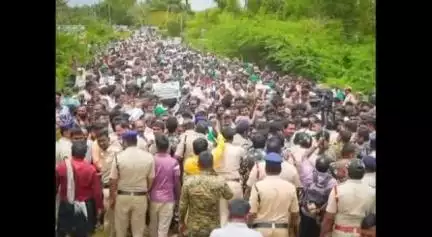 కందుకూరు: హైవే దిగ్బంధంపై 38 మందిపై కేసులు...