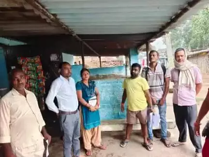जिला निर्वाचन पदाधिकारी–सह–जिला पदाधिकारी, पटना के निदेशानुसार संपूर्ण जिला में विशेष गहन पुनरीक्षण कार्यक्रम के तहत गणना प्रपत्र (Renumeration Form) का त्वरित गति से वितरण किया जा रहा है।
#SpecialIntensiveRevision