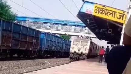 अकोला: तिरुपती-अकोला विशेष गाडीला 2026 मार्चपर्यंत धावण्याची मुदतवाढ,जनसंपर्क कार्यालय, नांदेड यांची माहिती