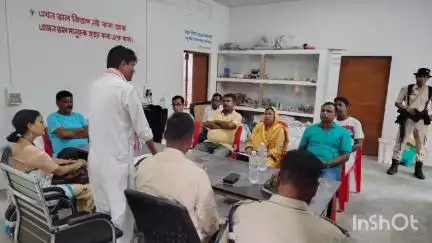 মানকাচৰ: জামাদৰহাটত ফকিৰগঞ্জ থানা পৰ্যায়ৰ নাগাৰিক সমিতিৰ সভা অনুষ্ঠিত হয়