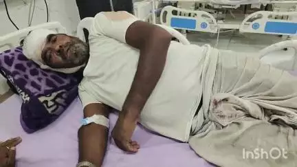 भीलवाड़ा: मानपुरा में जमीनी विवाद के चलते घर में खाना खा रहे बुजुर्ग पर रिश्तेदारों ने बरसाए डंडे, जिला अस्पताल में इलाज जारी