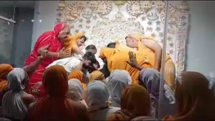 जबेरा: सिंग्रामपुर पारसनाथ के नए जैन मंदिर में नवीन बेदी प्रतिष्ठा कार्यक्रम संपन्न, श्री जी विराजमान