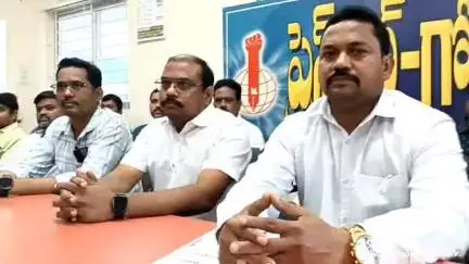 రామగుండం: మలబార్ గోల్డ్ కార్పొరేట్ సంస్థతో స్వర్ణకారులు జీవితాలు చిన్నాభిన్నం :  స్వర్ణకారుల సంఘం