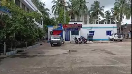 নবদ্বীপ: বেআইনিভাবে মদের ব্যবসা করার অভিযোগে মায়াপুর ইদ্রাকপুর থেকে 10 বোতল দেশি মদ সহ গ্রেফতার অভিযুক্ত,পেশ করা হল আদালতে