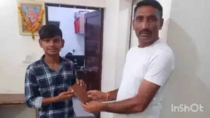 ચોટીલા: ચોટીલા પોલીસે CEIR પોર્ટલની મદદથી ખોવાયેલ ૭ મોબાઇલ શોધી મુળમાલિકને પરત કર્યાં