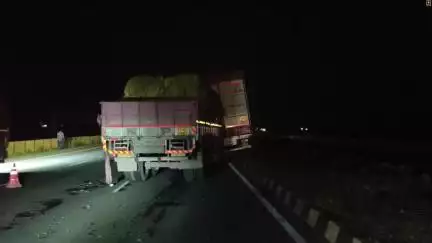 చిల్లకూరు వద్ద హైవేపై రోడ్డు ప్రమాదం