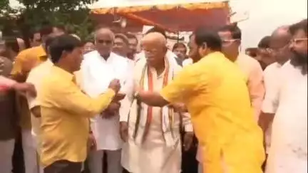 ವಿಜಯಪುರ: ನಗರದ ಹೊರ ಭಾಗದಲ್ಲಿ ಪ್ಲೈ ಓವರ ನಿರ್ಮಾಣ ಕಾಮಗಾರಿಗೆ ಸಂಸದರಿಂದ ಭೂಮಿಪೂಜೆ