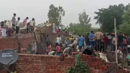 बड़ौत: खेड़ा इस्लामपुर में बारिश के कारण गिरा 2 मंजिला मकान, 12 पशुओं की हुई मौत व 4 लोग हुए घायल