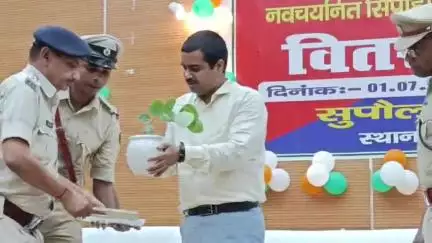 सुपौल: 428 नवनियुक्त सिपाहियों को नियुक्ति पत्र का वितरण, महिलाओं की संख्या अधिक, 244 महिला और 184 पुरुष शामिल