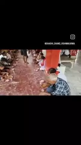 हनुमान मंदिर सूरजपुर के प्रांगण में आयोजित भंडारा में प्रसाद ग्रहण करने का सौभाग्य प्राप्त हुआ 🙏 ⛳ 🕉️