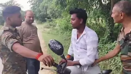 पुपरी: विरख में मध निषेध थाना पुपरी पुलिस ने 80 बोतल नेपाली शराब के साथ एक तस्कर को किया गिरफ्तार