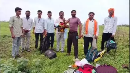 सेनगाव: जयपूर येथील पंढरपूरला गेलेल्या भाविकांना येरमाळा घाटात चोरट्यांनी लुटले