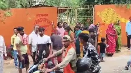 देवघर: सोनारायथाड़ी थाना क्षेत्र के बिराजपुर गांव में महिला ने फांसी लगाकर की आत्महत्या, अस्पताल में हुआ पोस्टमार्टम