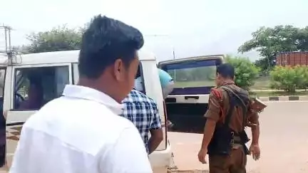 বাইপাছৰ কেইবাখনো হোটেলত গো-মাংসৰ বিৰুদ্ধে ডবকা আৰক্ষীৰ অভিযান,আৰক্ষী অধীক্ষকৰ মন্তব্য প্ৰকাশ