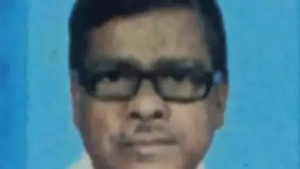 হাবড়া ২: কাকপুল এলাকার এক ব্যক্তি বেলগাছিয়া মেট্রো স্টেশনে মেট্রোরেলের সামনে আত্মহত্যা