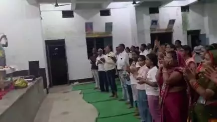 आर्ट ऑफ लिविंग बैंगलोर के योग गुरु संत स्वामी शिवानंद महाराज पहुंचे सिसई, हुआ भव्य स्वागत